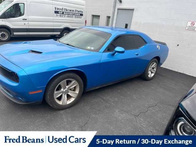 Used 2023 Dodge Challenger SXT RWD video 1