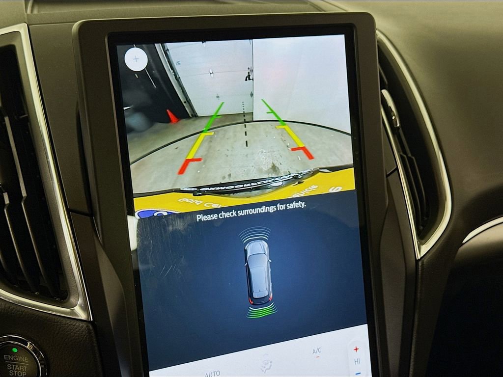 Certified 2024 Ford Edge Titanium image 11