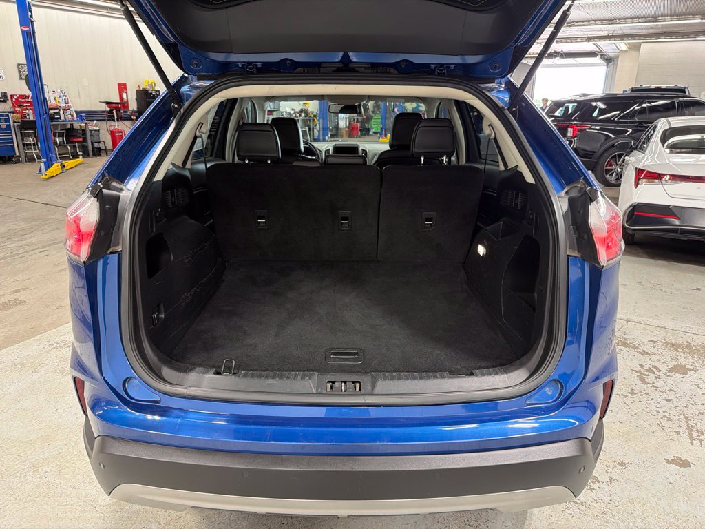 Certified 2024 Ford Edge SEL AWD/4WD image 12