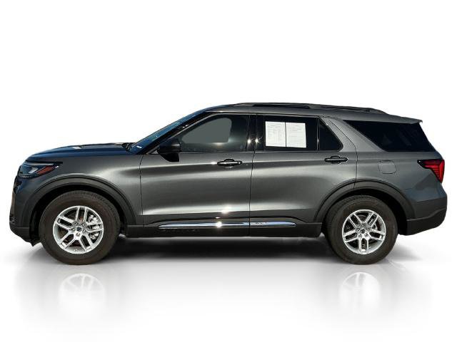 Certified 2025 Ford Explorer Active RWD image 5