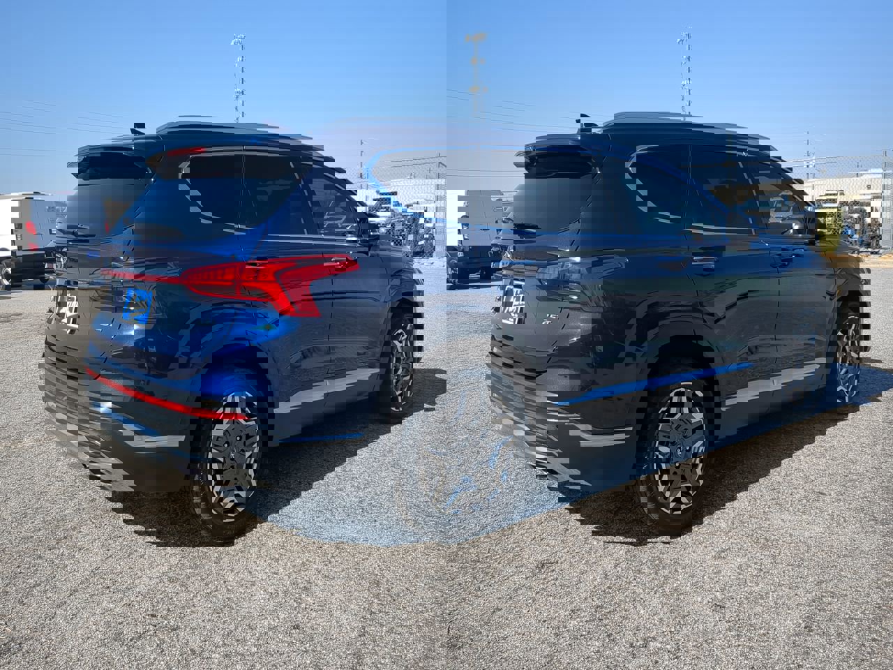 Used 2022 Hyundai Santa Fe Limited image 4