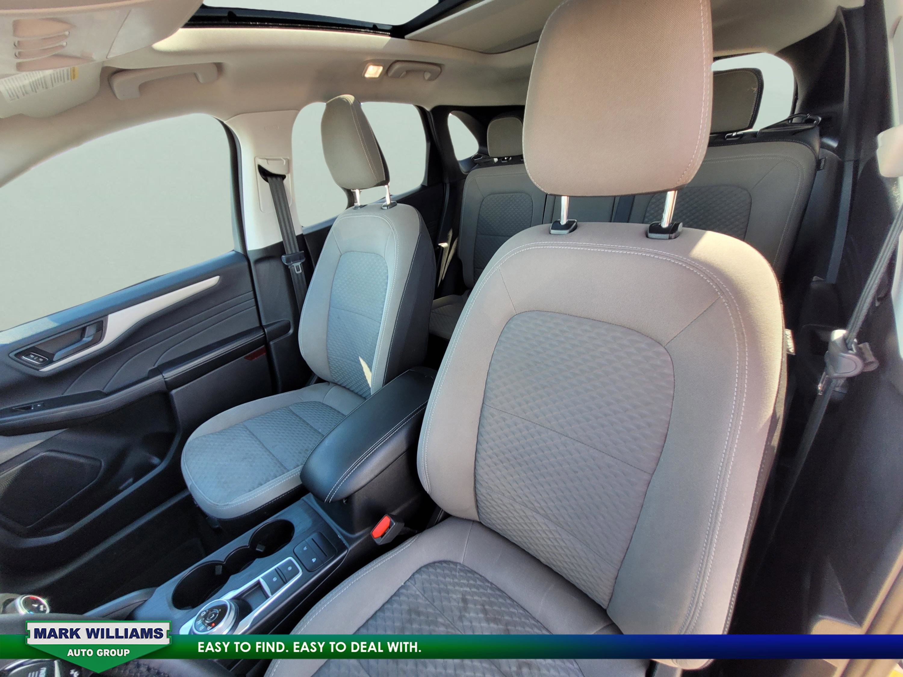 Certified 2022 Ford Escape SE w/ SE Sport Appearance Package image 35