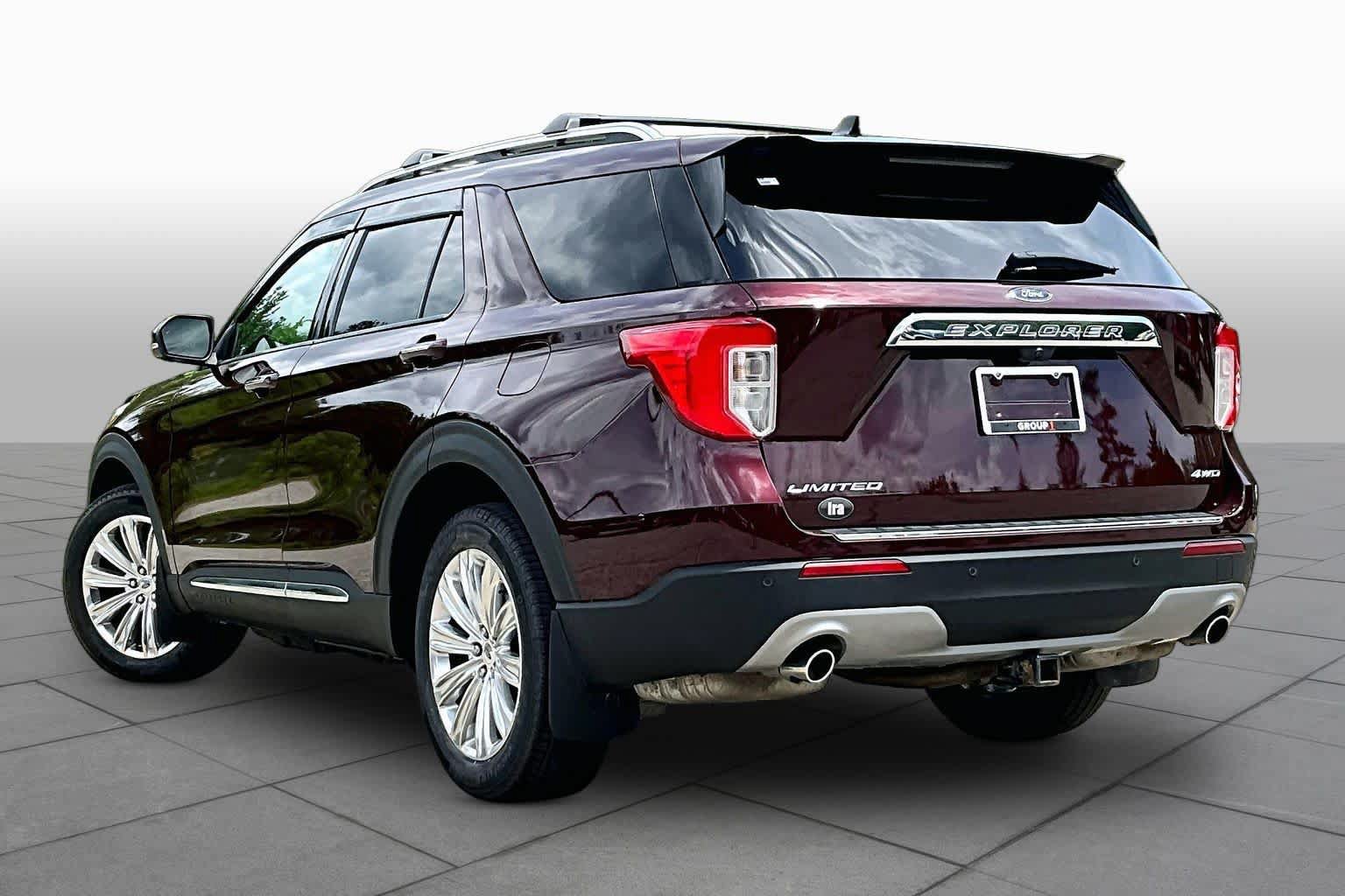 Certified 2022 Ford Explorer Limited w/ Equipment Group 301A AWD/4WD image 12