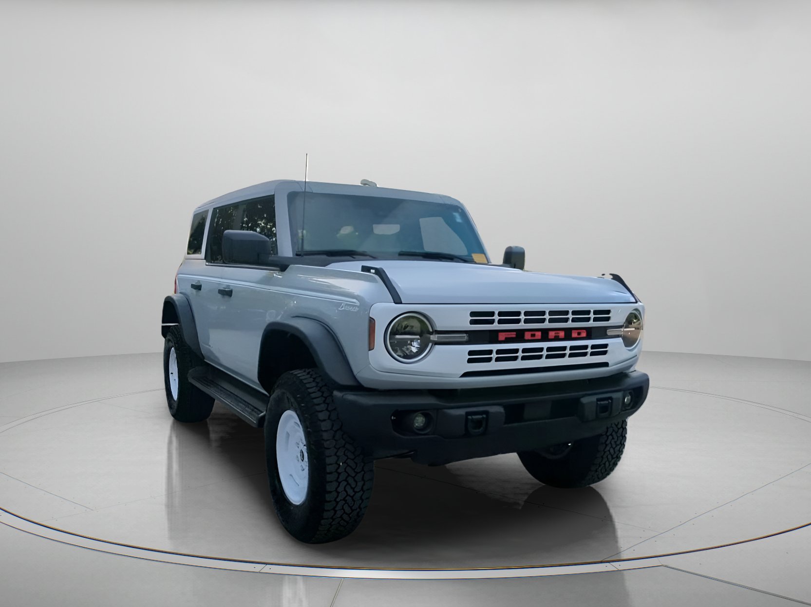 Certified 2026 Ford Bronco Heritage Edition AWD/4WD image 5