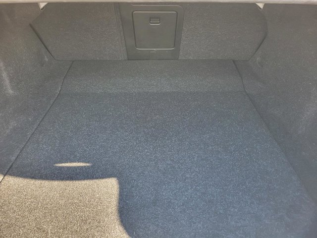 Used 2021 Volvo S60 T5 Momentum image 25