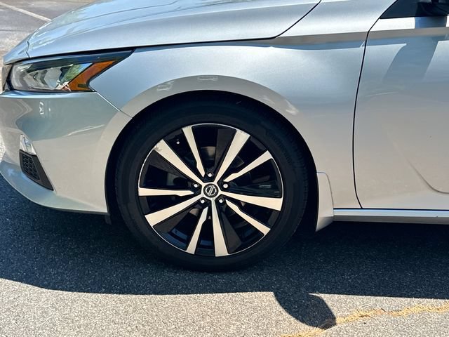 Used 2021 Nissan Altima 2.5 SR w/ SR Premium Package FWD image 14