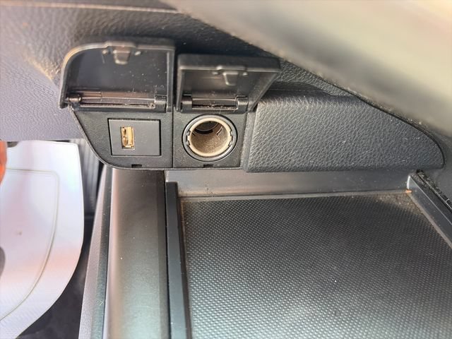 Used 2024 Toyota Camry LE FWD image 21