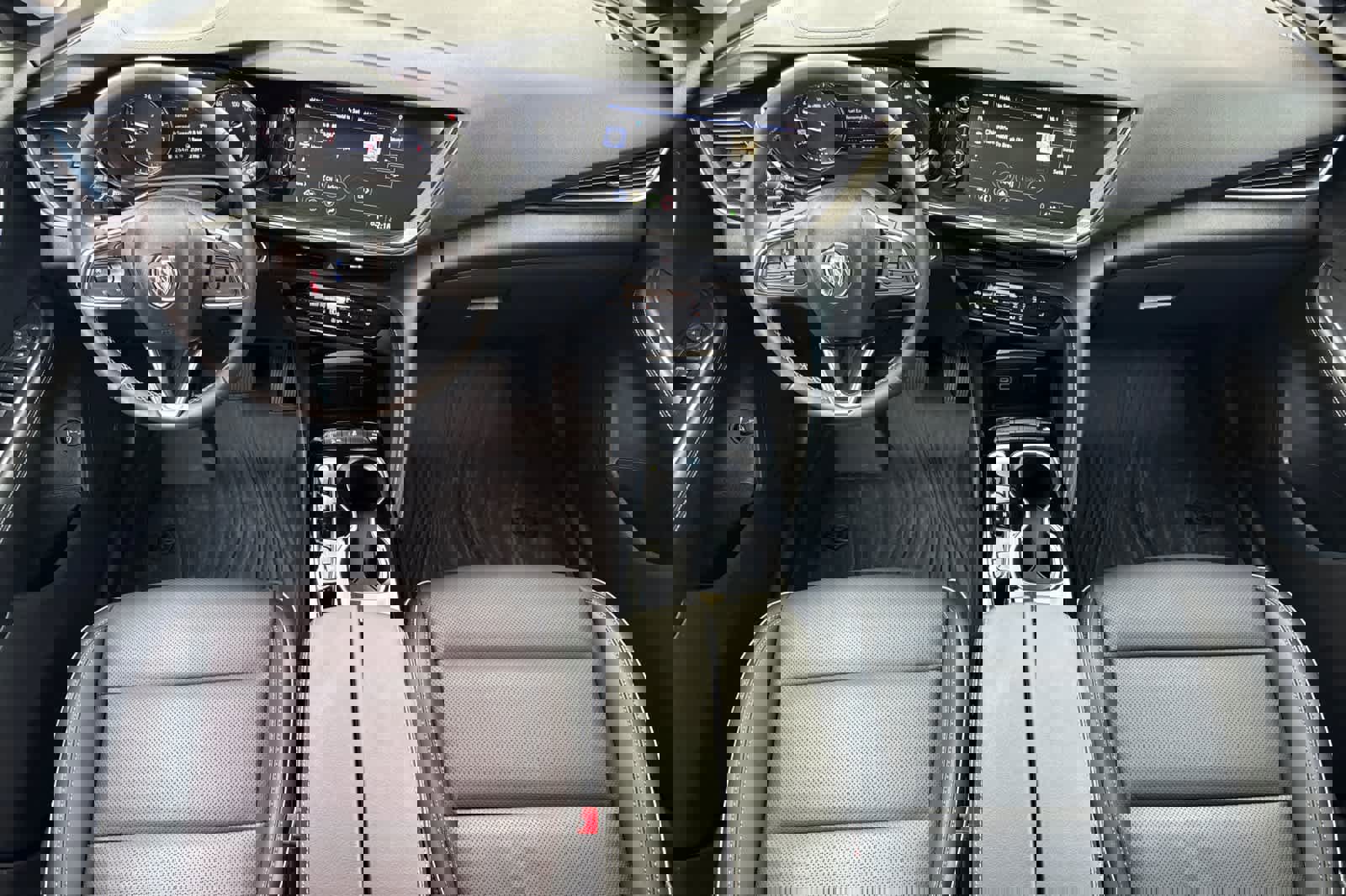 Used 2023 Buick Envision Essence image 9