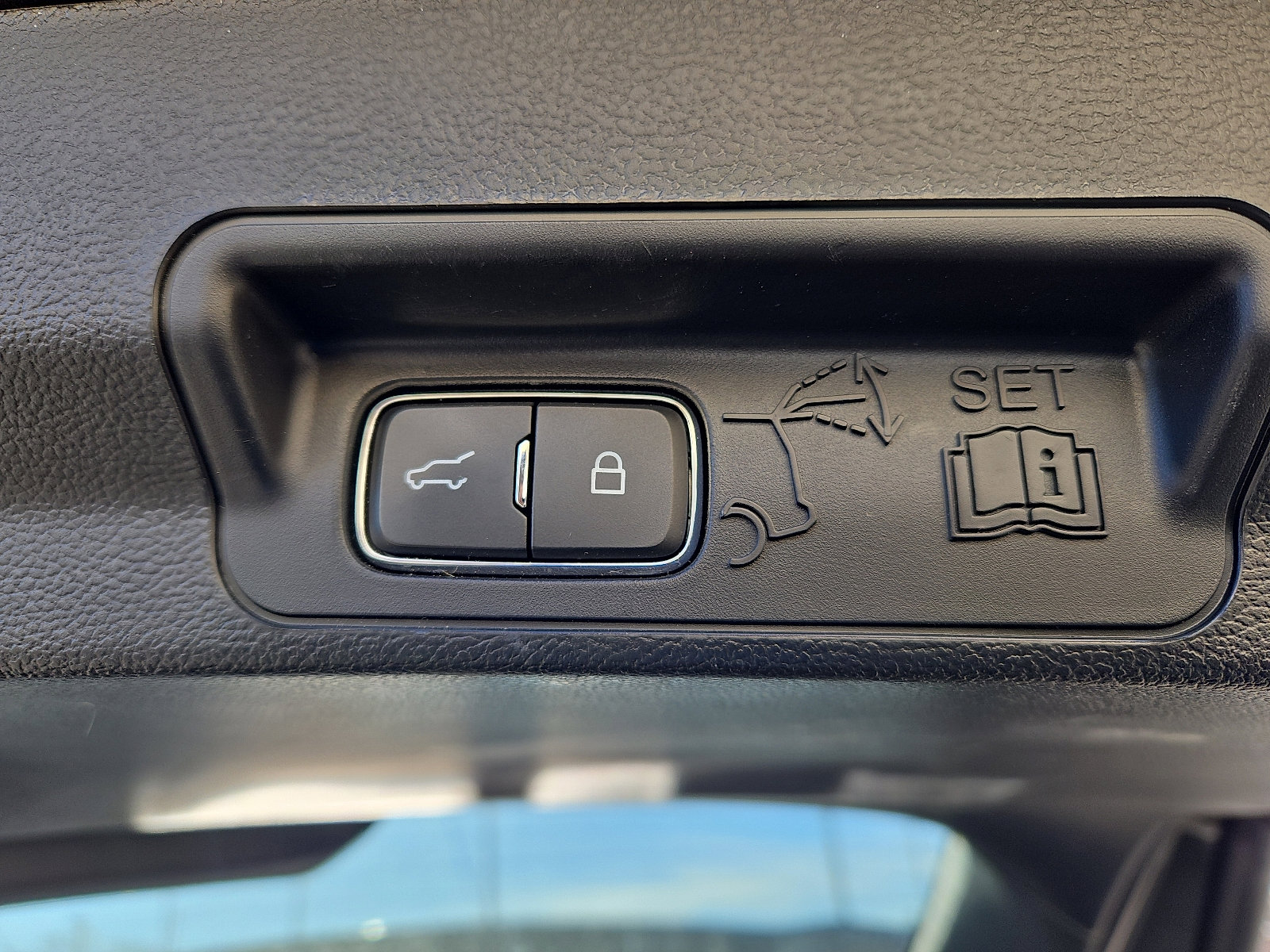 Certified 2022 Ford Explorer ST w/ Equipment Group 401A image 29