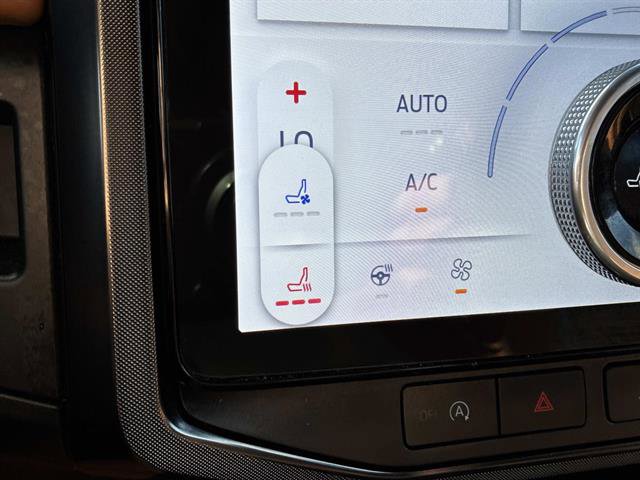 Certified 2022 Ford Expedition Platinum image 38