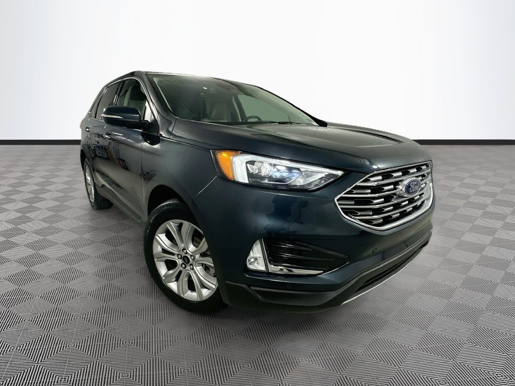 Certified 2023 Ford Edge Titanium AWD/4WD image 32