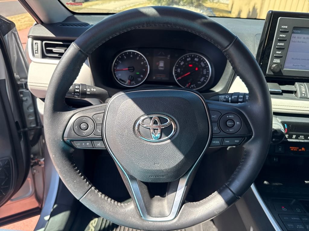 Used 2019 Toyota RAV4 XLE Premium w/ Cold Weather Package image 17