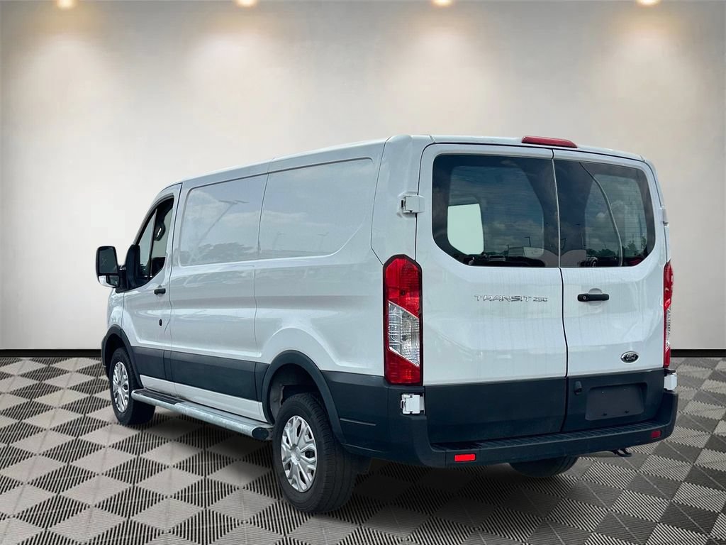 Certified 2025 Ford Transit 250 Low Roof w/ Exterior Upgrade Package RWD image 5