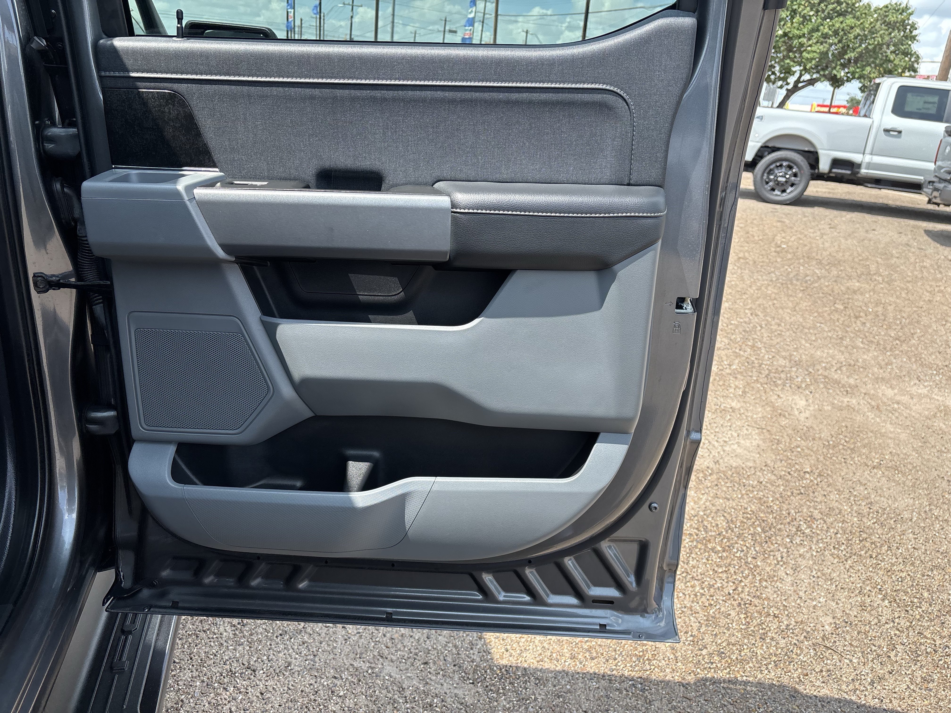 Certified 2023 Ford F150 Lightning XLT AWD/4WD image 18