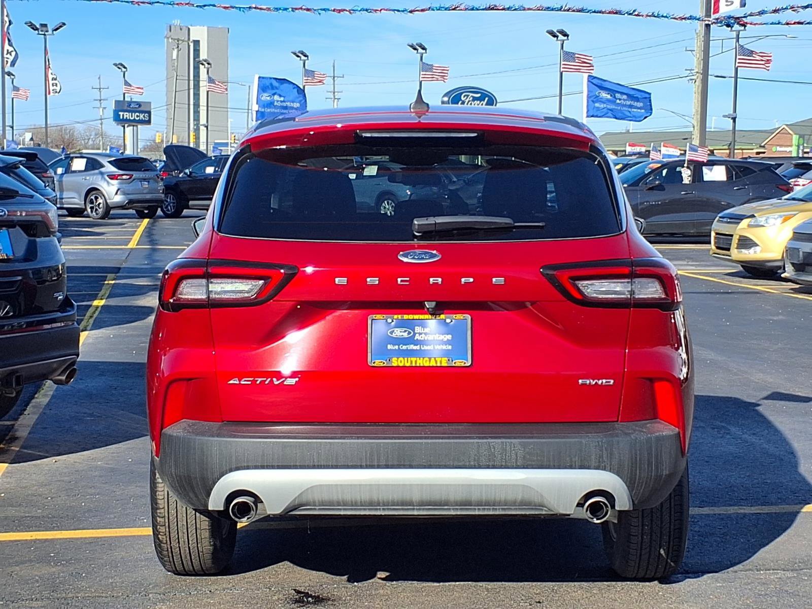 Certified 2023 Ford Escape Active AWD/4WD image 21