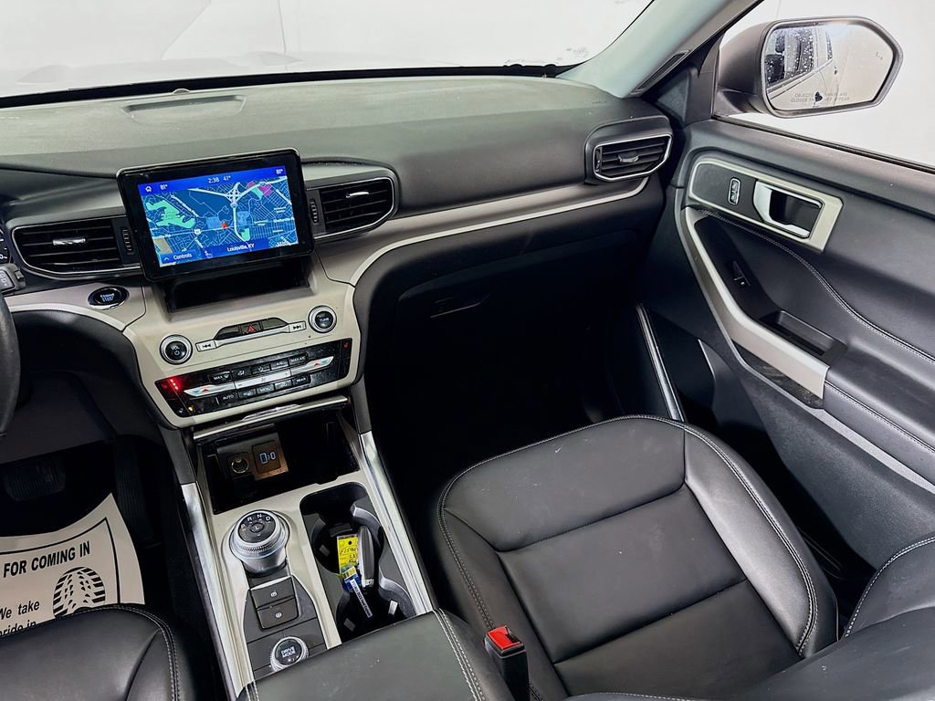 Certified 2023 Ford Explorer XLT w/ Equipment Group 202A image 24