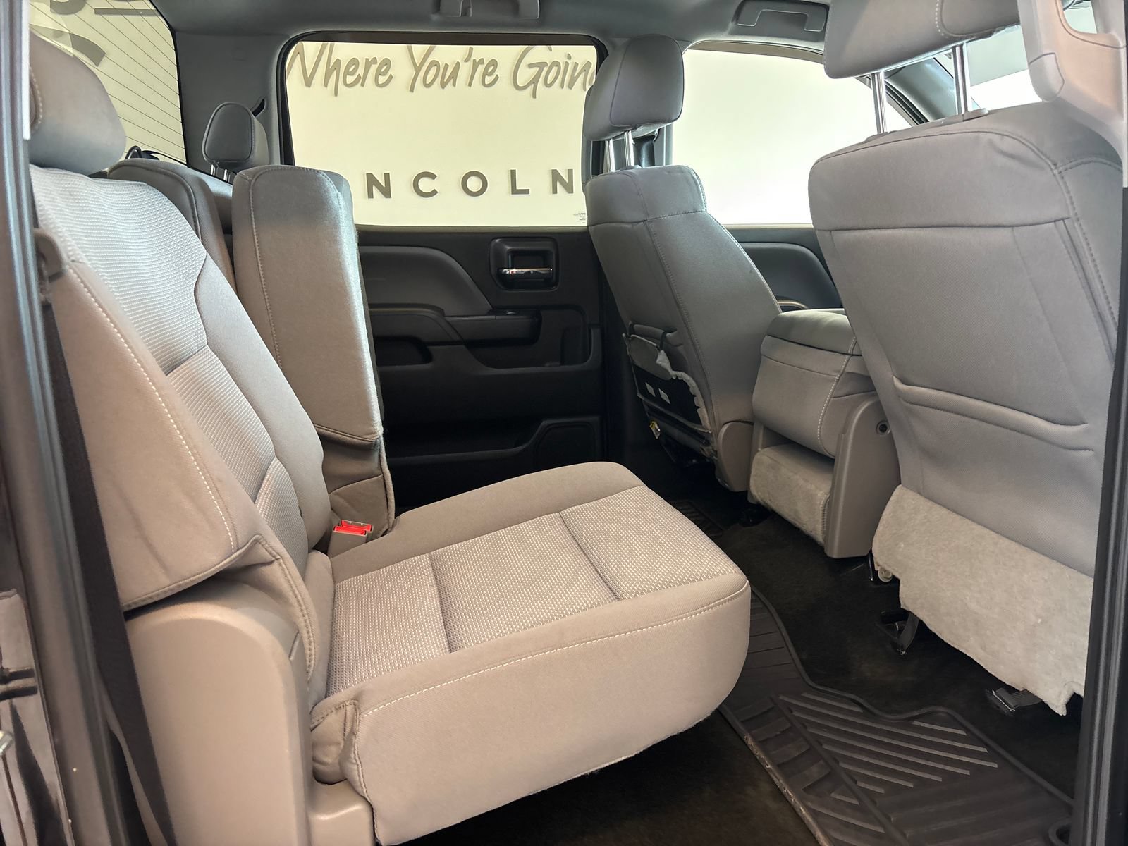 Used 2018 Chevrolet Silverado 1500 Custom w/ Custom Value Package AWD/4WD image 9