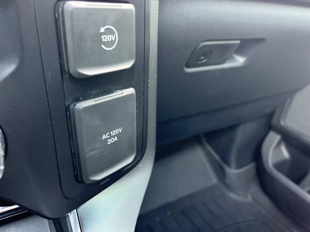 Certified 2021 Ford F150 Platinum w/ Equipment Group 701A High AWD/4WD image 36
