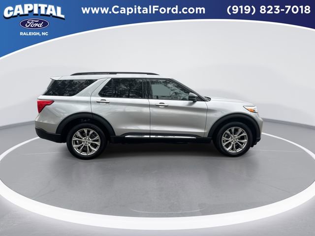 Certified 2023 Ford Explorer XLT w/ Equipment Group 202A image 9