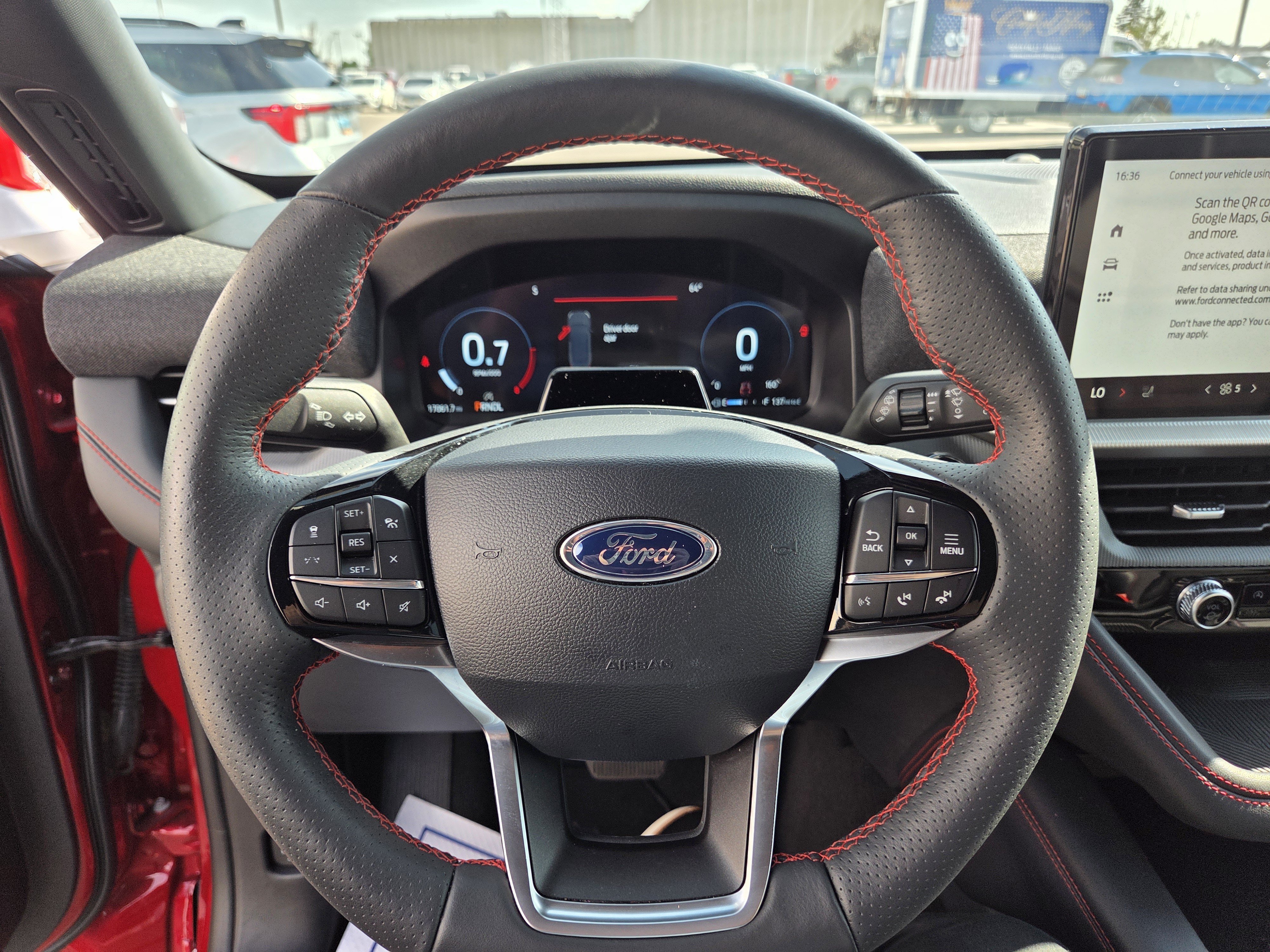 Certified 2025 Ford Explorer ST-Line AWD/4WD image 15
