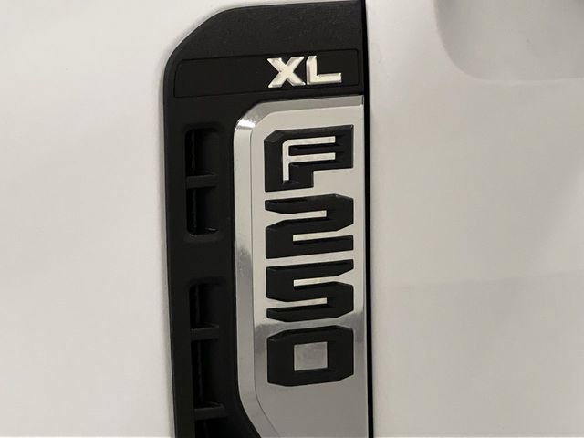 Certified 2025 Ford F250 XL w/ 360-Degree Camera Package AWD/4WD image 18