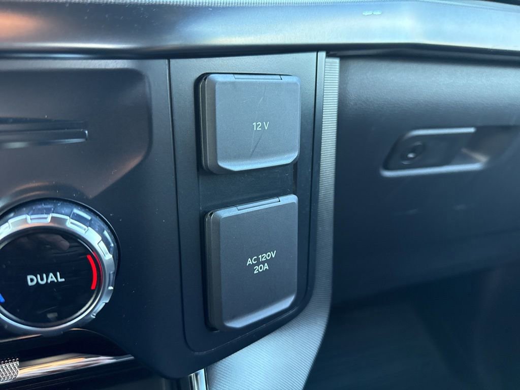 Certified 2023 Ford F150 Platinum w/ Equipment Group 701A High image 35