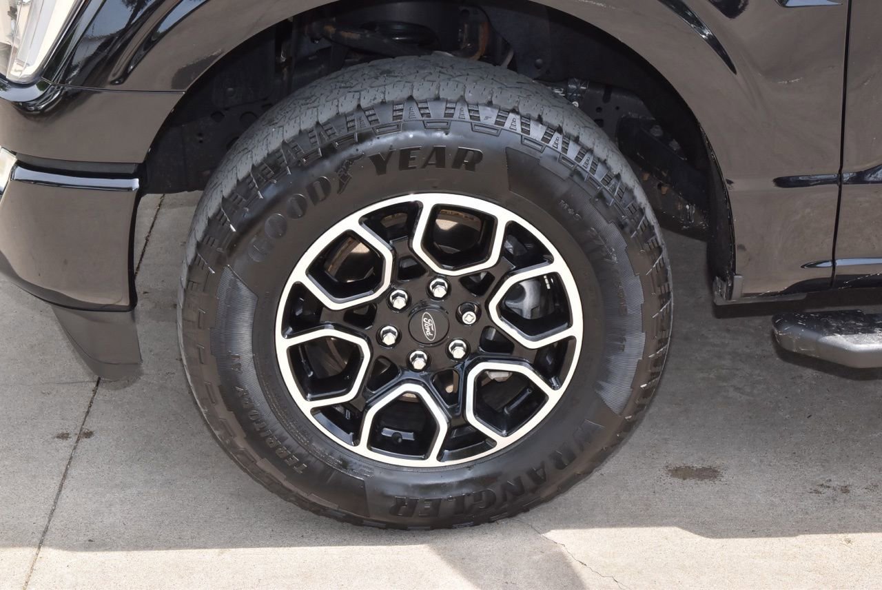 Certified 2023 Ford F150 XLT w/ Equipment Group 302A High image 39