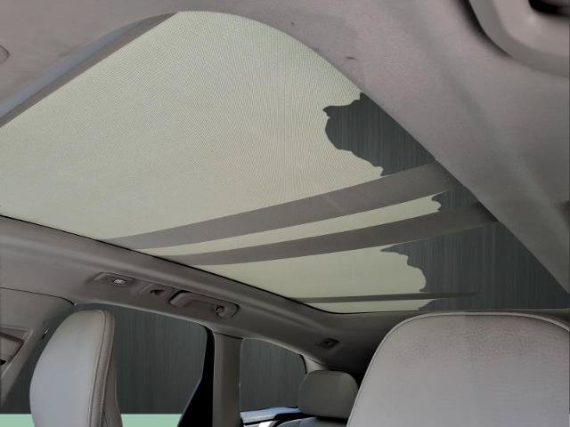 Used 2023 Volvo XC60 B5 Core FWD image 16