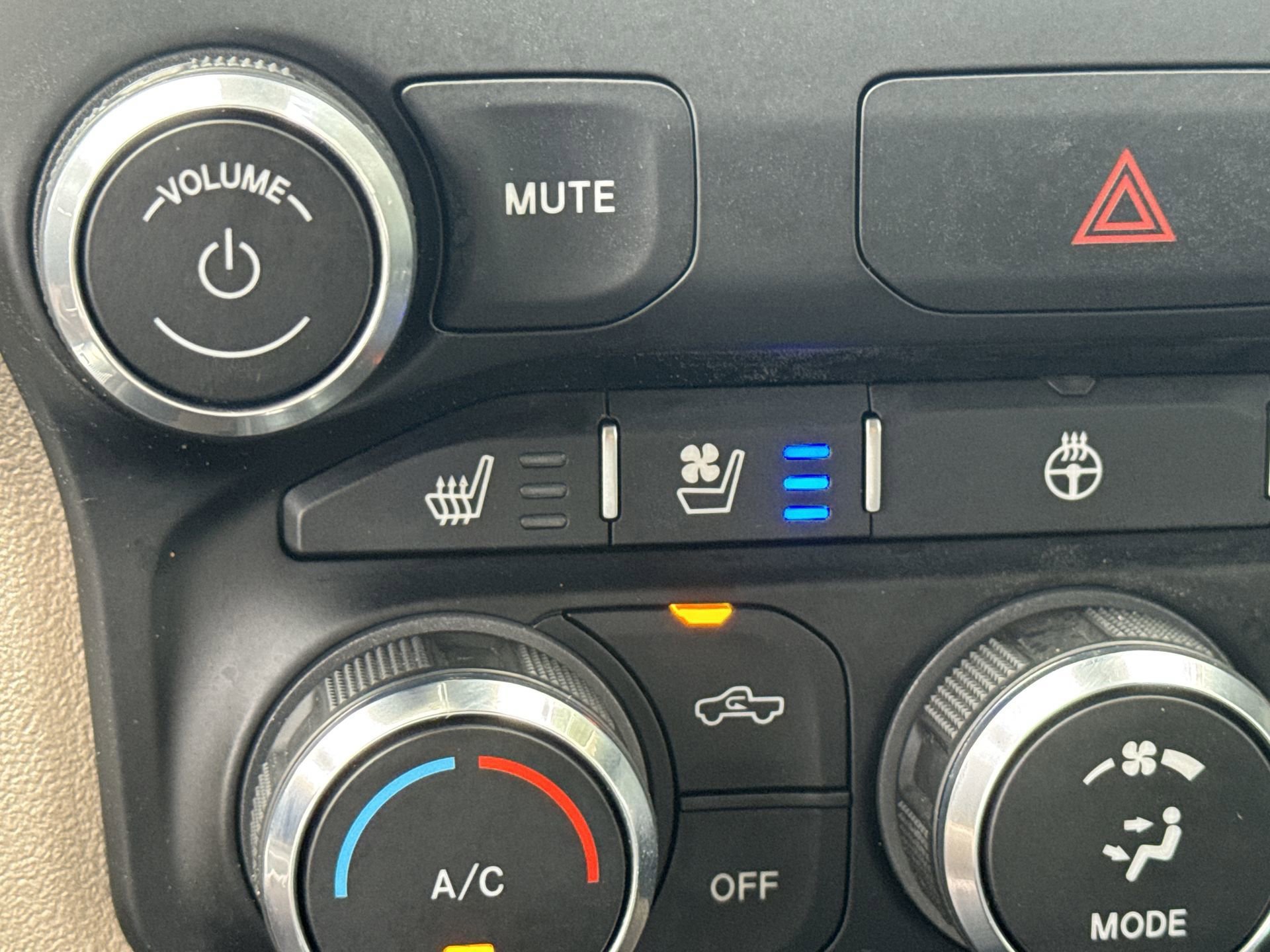 Used 2022 RAM 1500 Laramie image 53