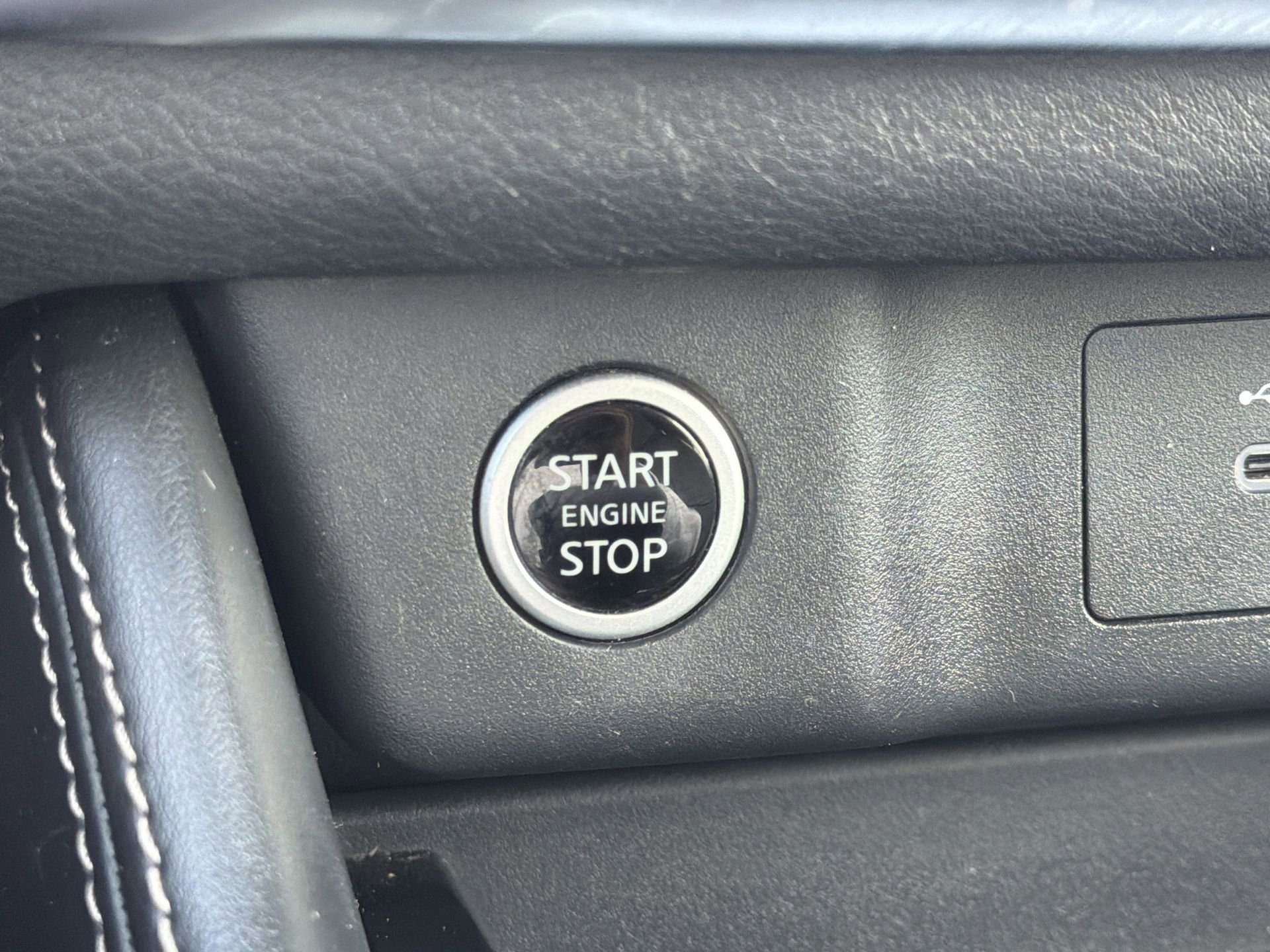 Used 2023 Nissan Rogue SL w/ SL Premium Package FWD image 8
