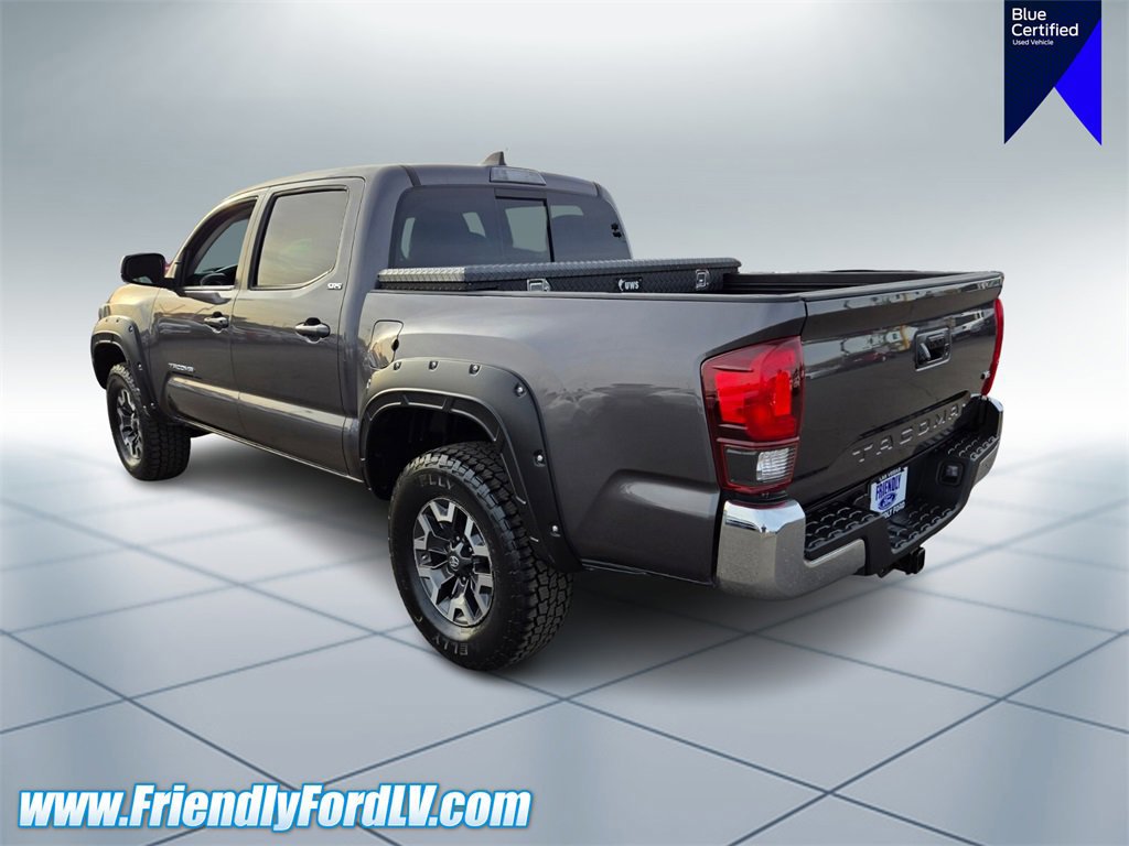 Used 2020 Toyota Tacoma SR5 image 3