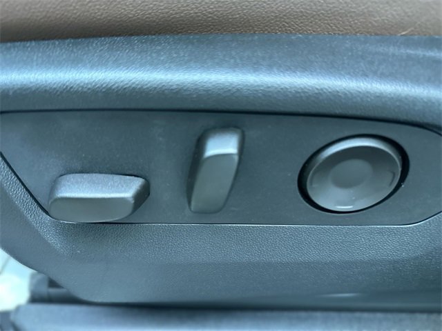 Used 2024 Chevrolet Tahoe High Country w/ Premium Package image 13