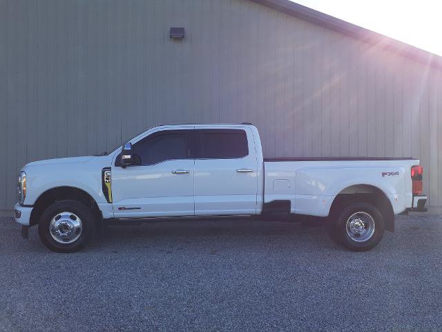 Certified 2024 Ford F350 Platinum AWD/4WD image 25