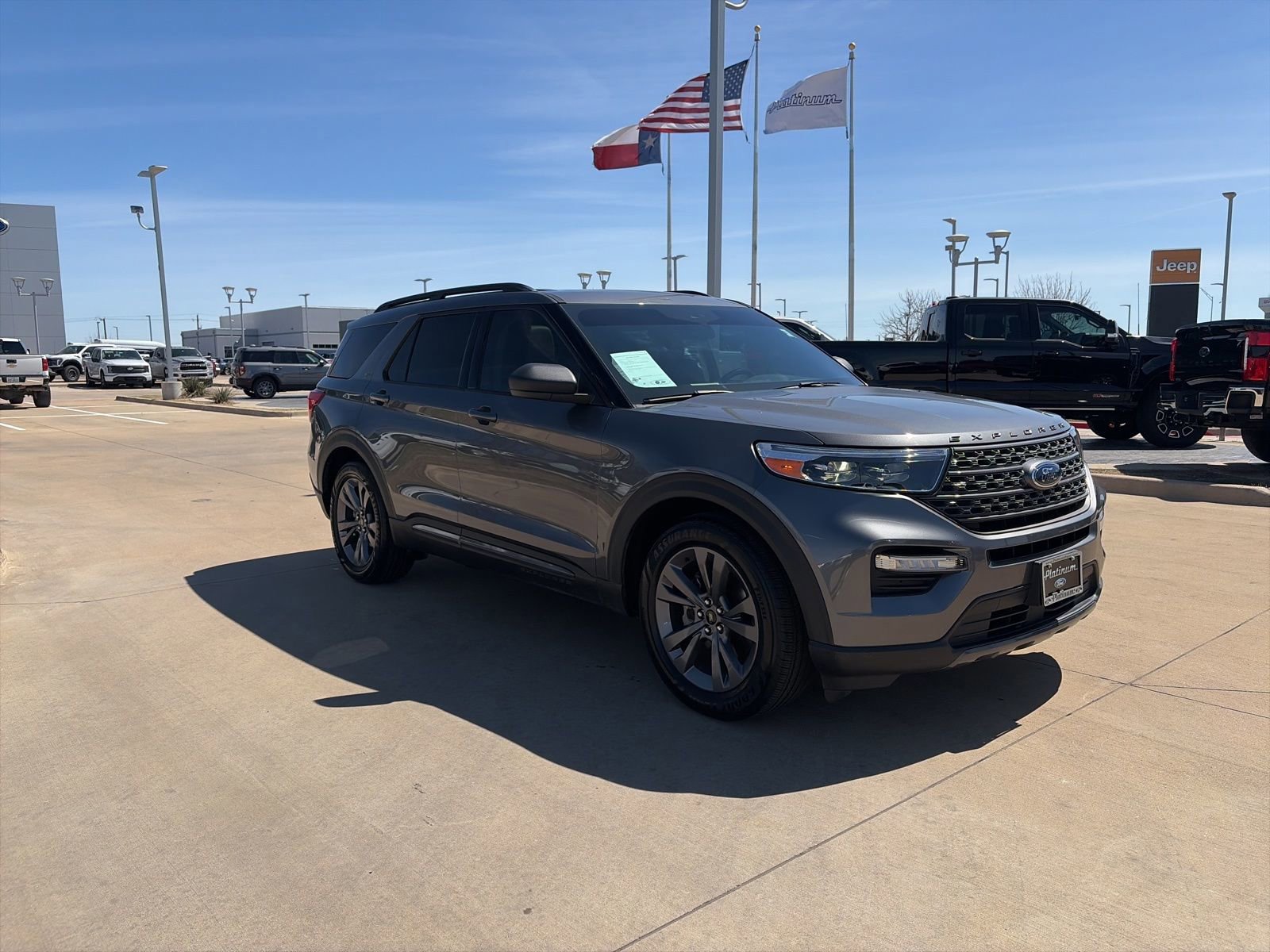 Certified 2021 Ford Explorer XLT w/ Equipment Group 202A image 8