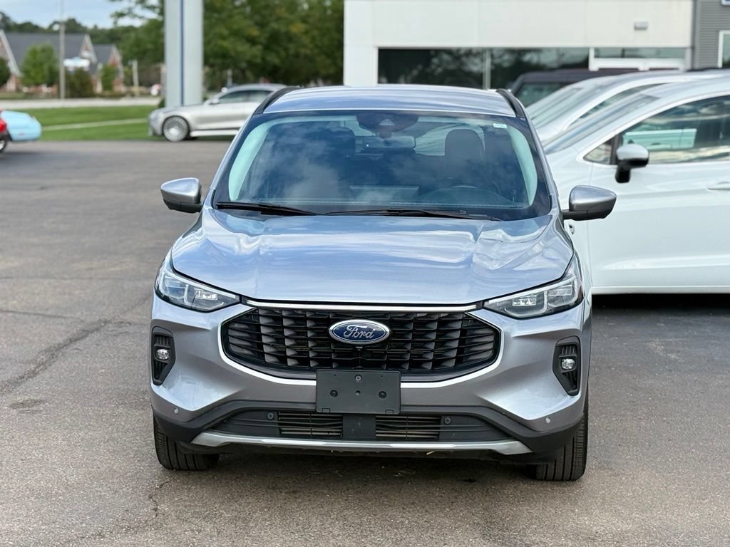 Certified 2024 Ford Escape Platinum AWD/4WD image 29