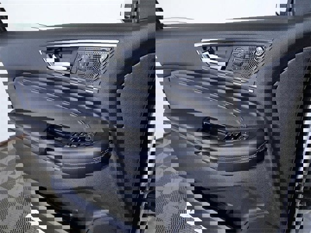 Certified 2019 Ford Edge Titanium w/ Equipment Group 301A image 24