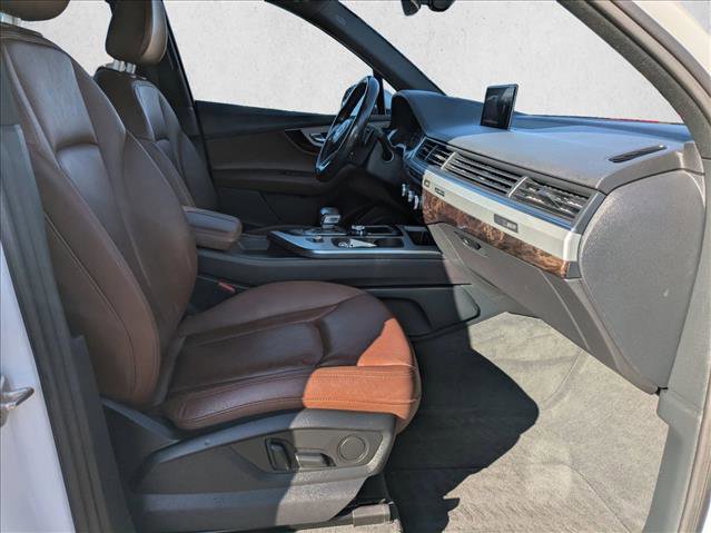 Used 2019 Audi Q7 2.0T Premium w/ Convenience Package AWD/4WD image 22