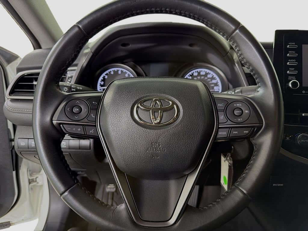 Used 2023 Toyota Camry SE FWD image 15