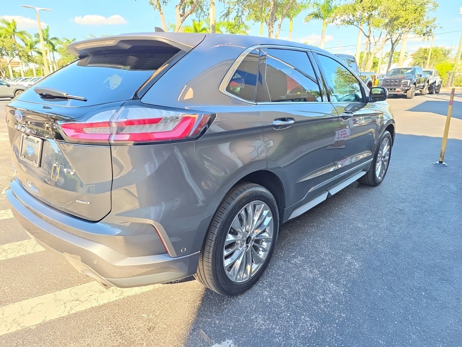 Certified 2024 Ford Edge Titanium w/ Titanium Elite Package AWD/4WD image 4