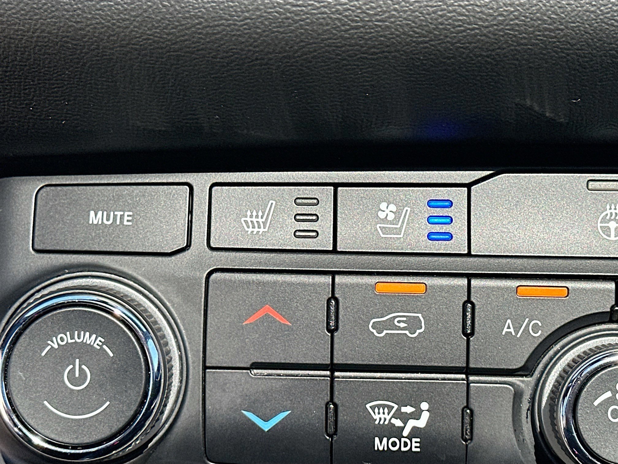 Used 2024 Dodge Durango R/T image 21