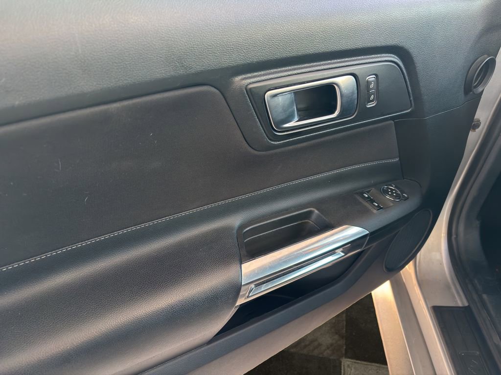 Certified 2020 Ford Mustang Coupe image 18