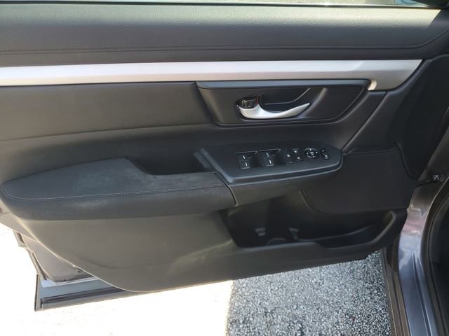 Used 2018 Honda CR-V LX image 17