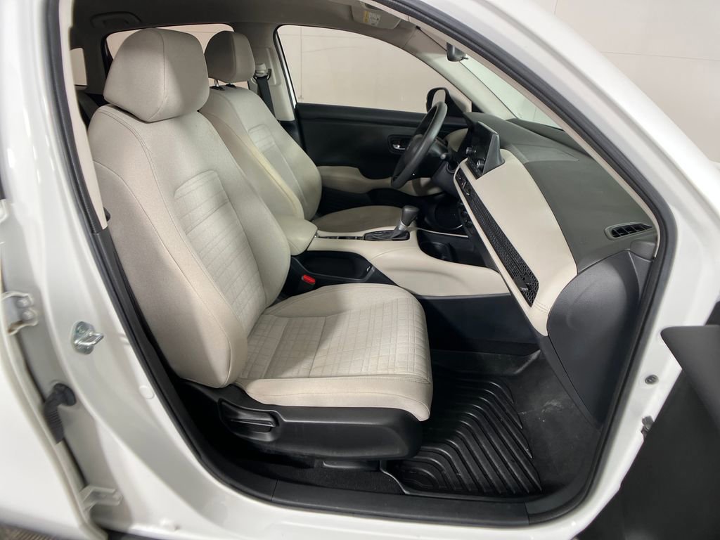 Used 2023 Honda HR-V LX image 10