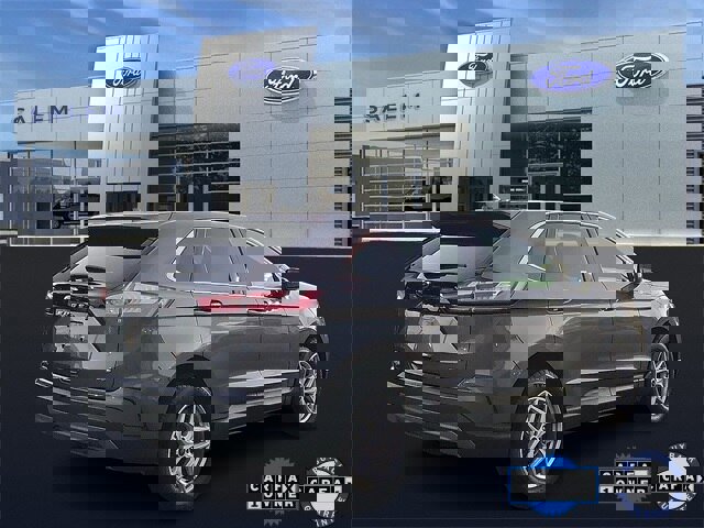Certified 2022 Ford Edge SEL w/ Convenience Package image 3