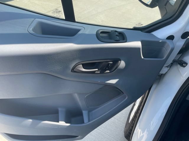 Certified 2017 Ford Transit 350 XLT RWD image 10