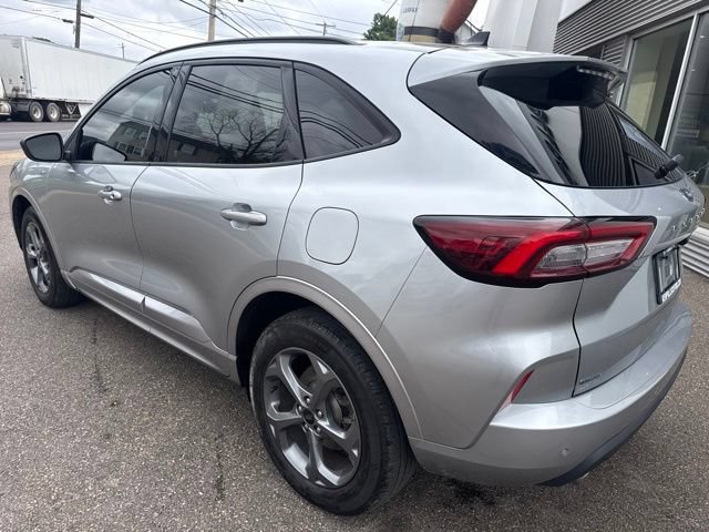 Certified 2023 Ford Escape ST-Line w/ Tech Pack #1 AWD/4WD image 8