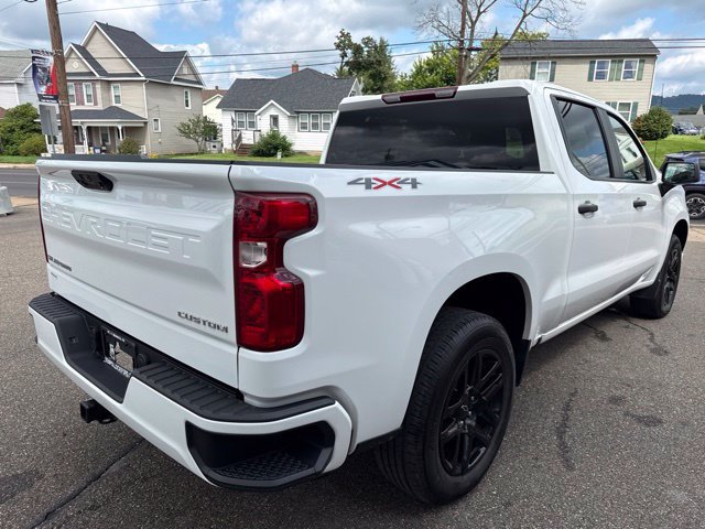 Used 2023 Chevrolet Silverado 1500 Custom AWD/4WD image 6