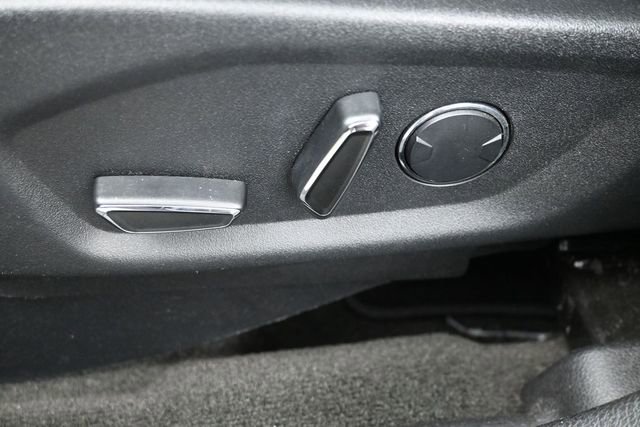 Certified 2018 Ford Explorer XLT w/ Equipment Group 202A FWD image 12