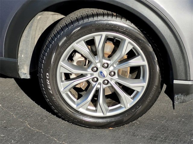 Certified 2022 Ford Explorer Limited w/ Equipment Group 301A image 12