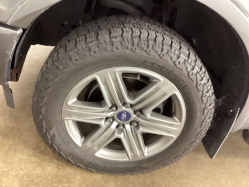 Certified 2019 Ford F150 Lariat w/ Equipment Group 502A Luxury AWD/4WD image 35